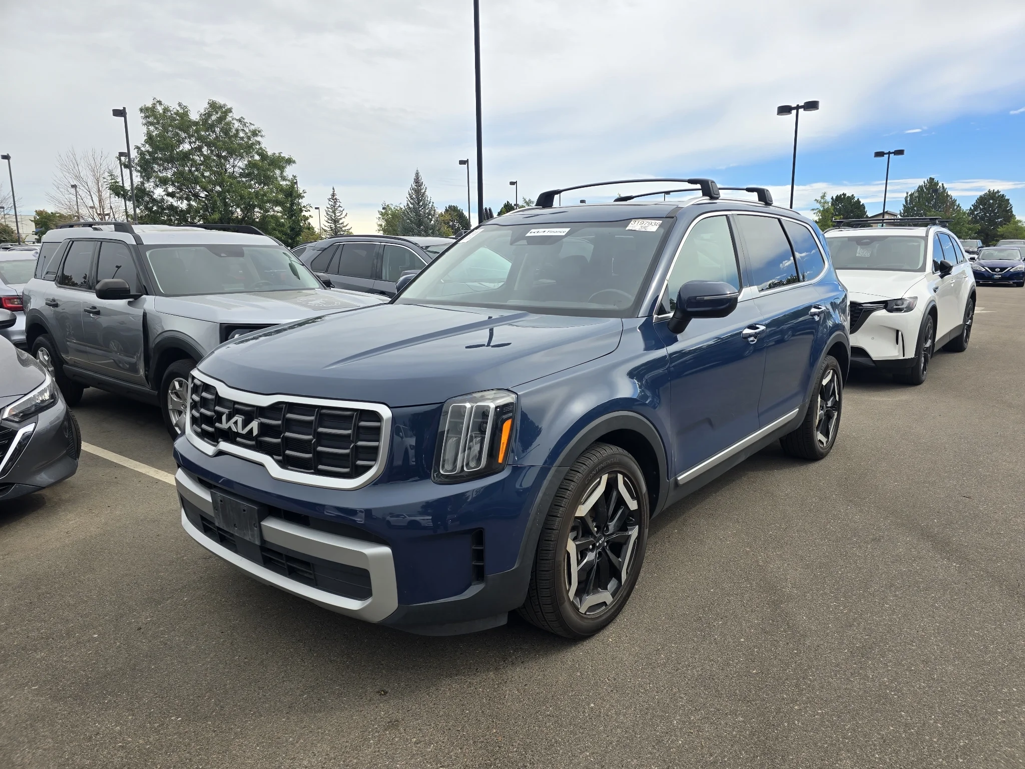 Used 2023 Midnight Lake Blue Kia S image 11