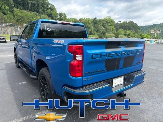 Used 2023 Glacier Blue Metallic Chevrolet Custom image 4