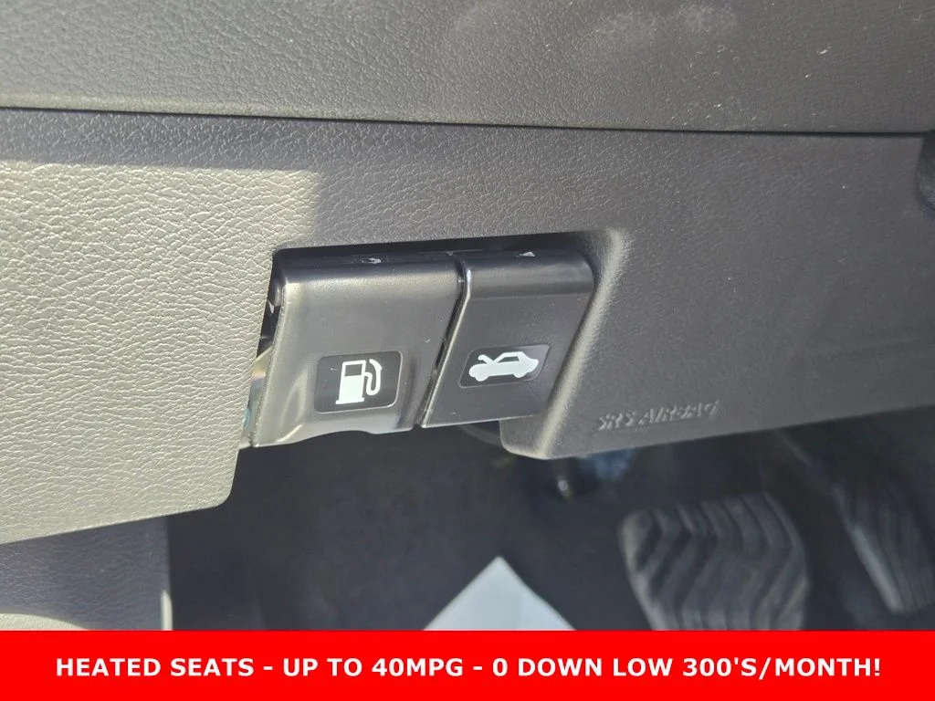 2025 Nissan Versa Sedan SR - Photo 26