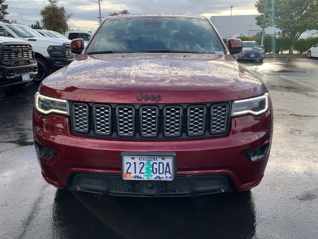 Used 2022 Red Jeep Laredo X image 6