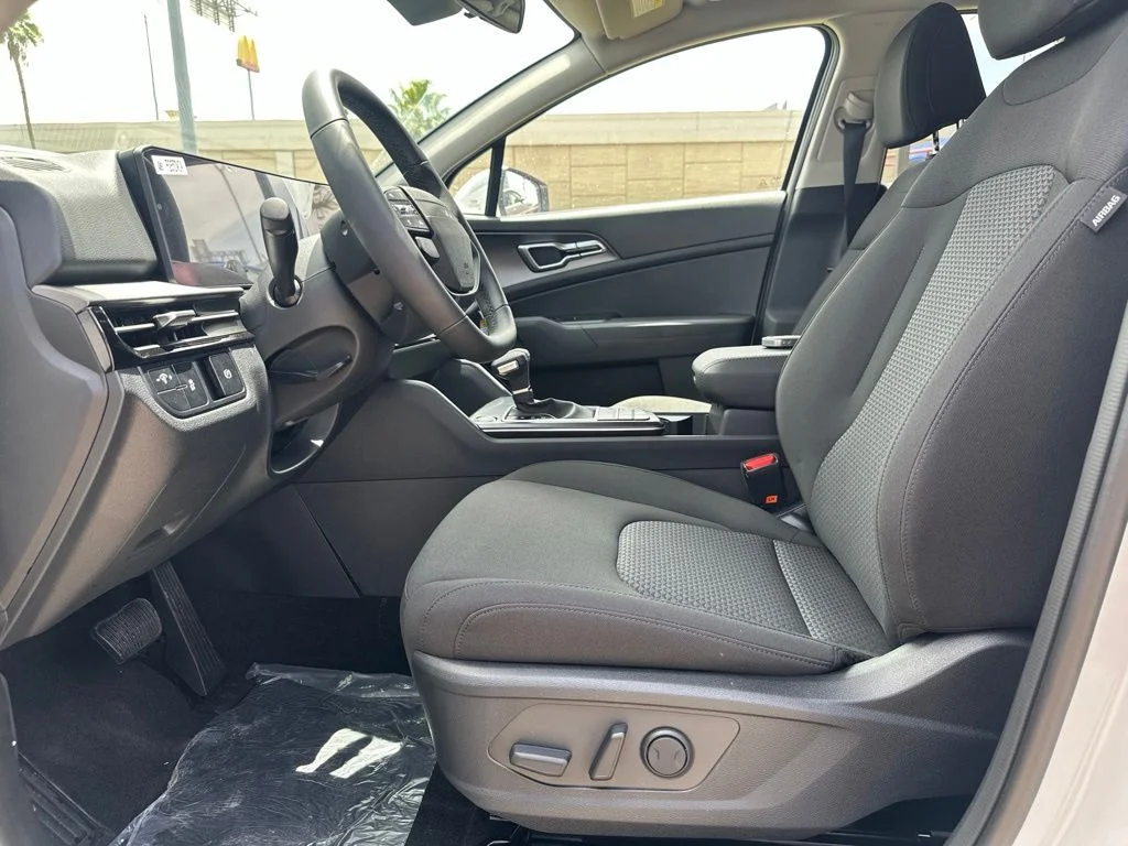 New 2026 White Kia LX image 10