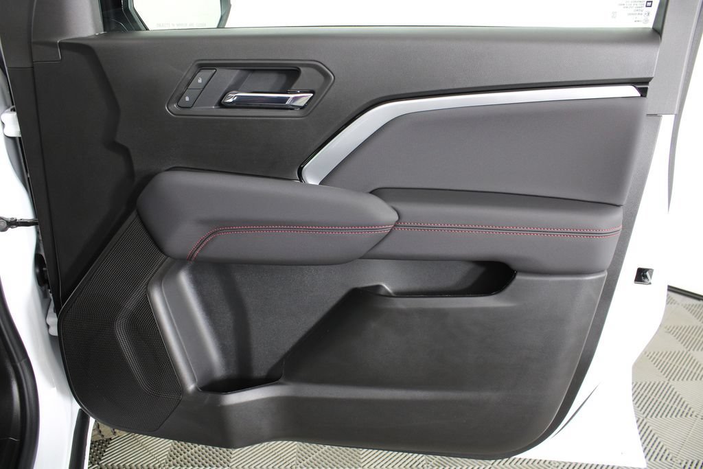 2026 Chevrolet Colorado Z71 - Photo 8