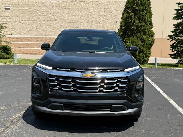 New 2026 Mosaic Black Metallic Chevrolet LT image 2