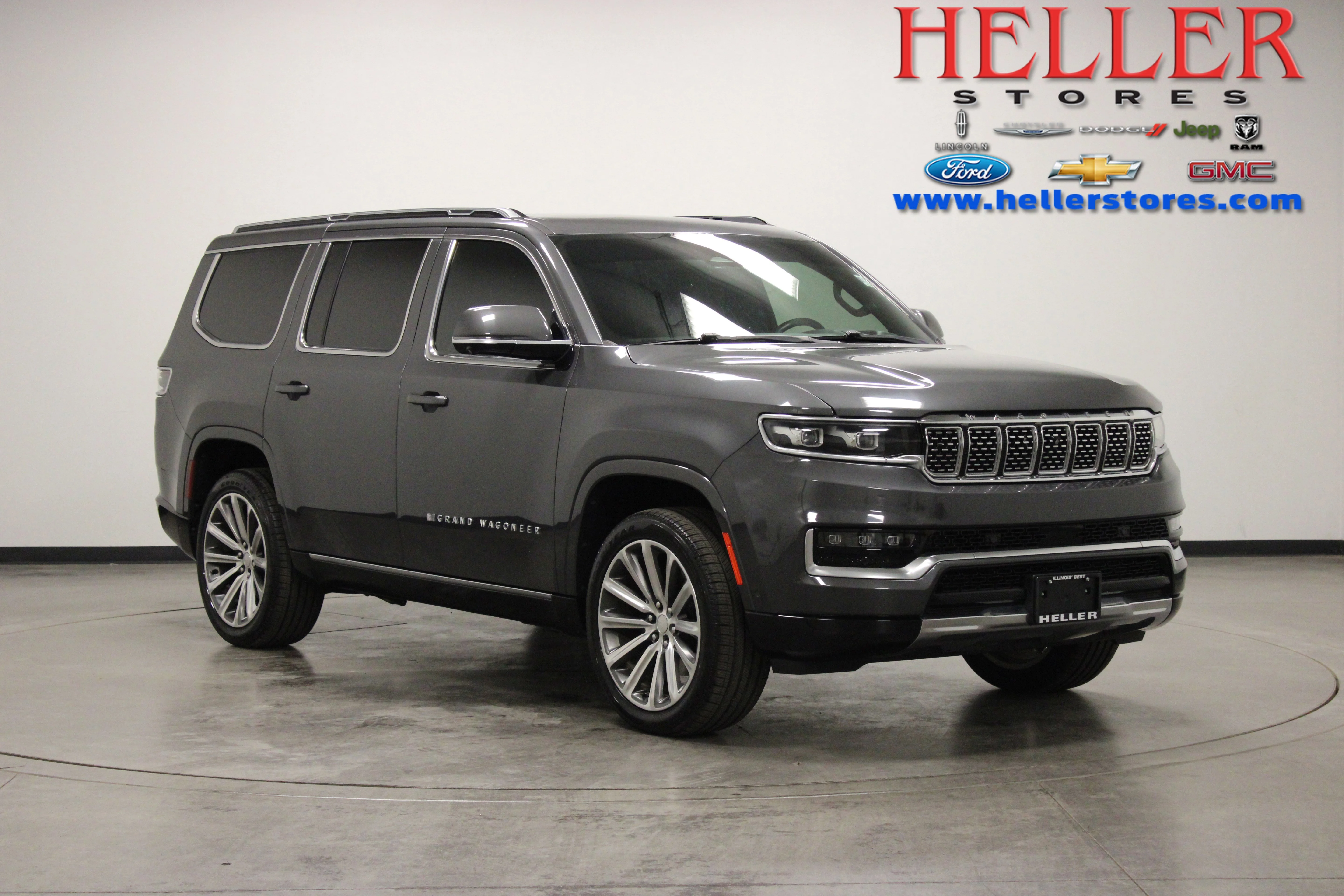 Used 2022 Baltic Gray Metallic Clearcoat Jeep Series II image 1