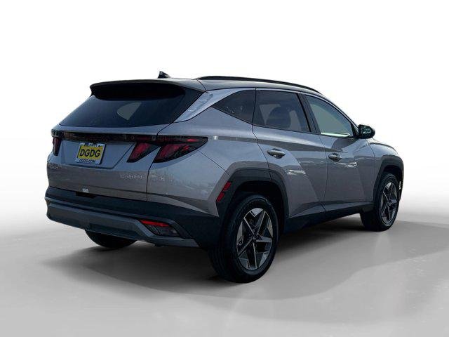 New 2026 Shimmering Silver Hyundai SEL AWD image 25