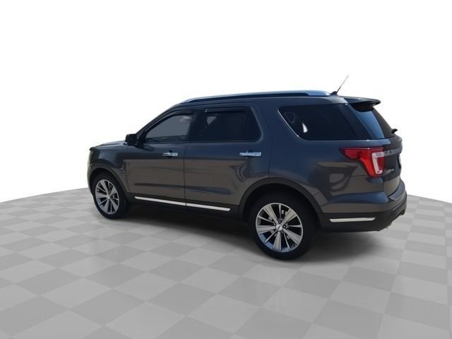 Used 2018 Gray Ford Limited image 6
