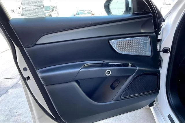 Used 2024  Maserati GT image 22