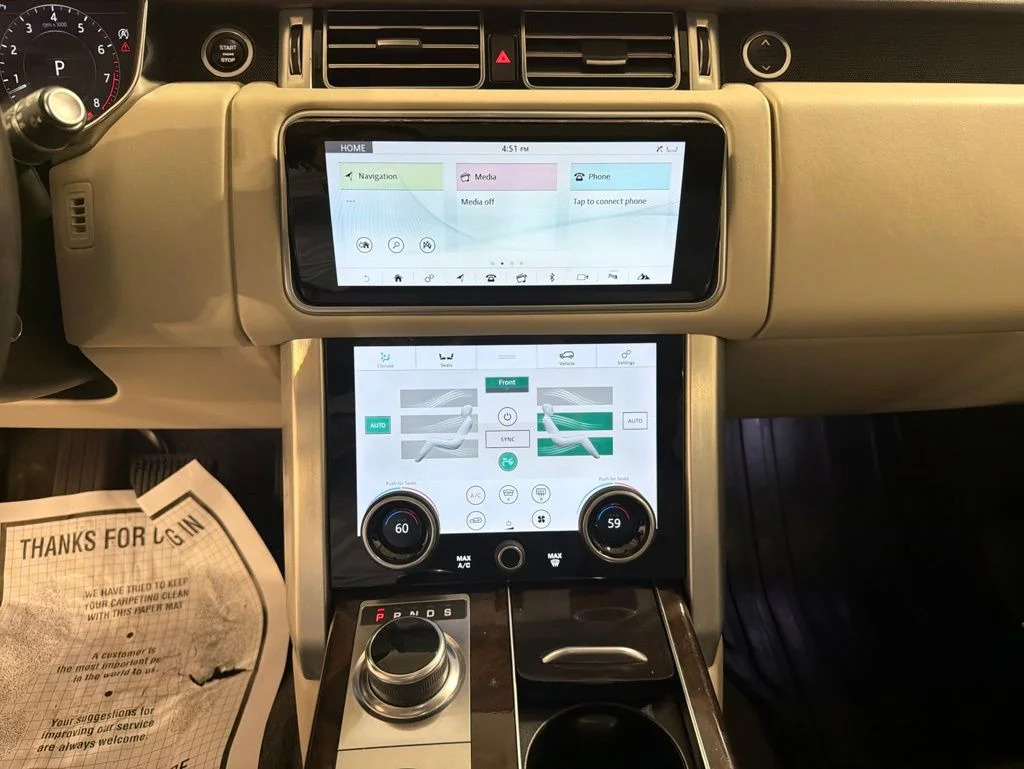 Used 2020  Land Rover HSE image 16