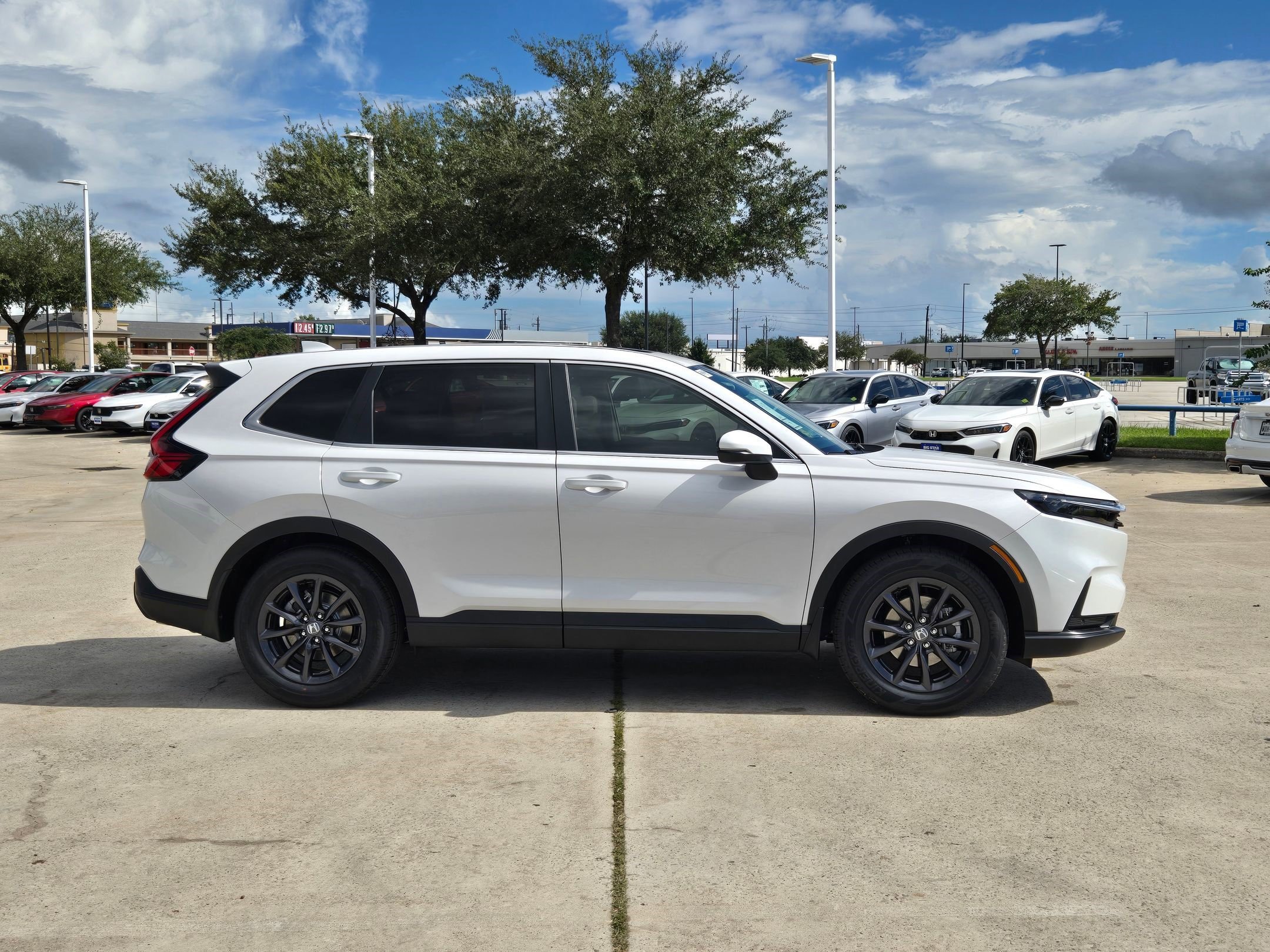 New 2026 Platinum White Pearl Honda EX-L image 3