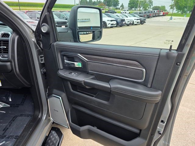 New 2026 Ceramic Gray Clear-Coat Exterior Paint RAM Laramie image 15