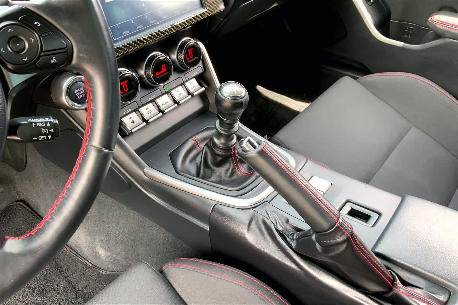 Used 2023 Magnetite Gray Metallic Subaru Premium image 13