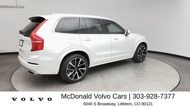 Used 2021 White Volvo T6 Momentum image 2