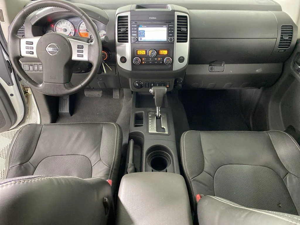 Used 2018 Glacier White Nissan PRO-4X image 23