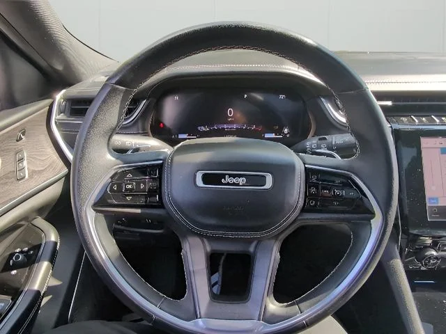 2022 Jeep Grand Cherokee Overland - Photo 25
