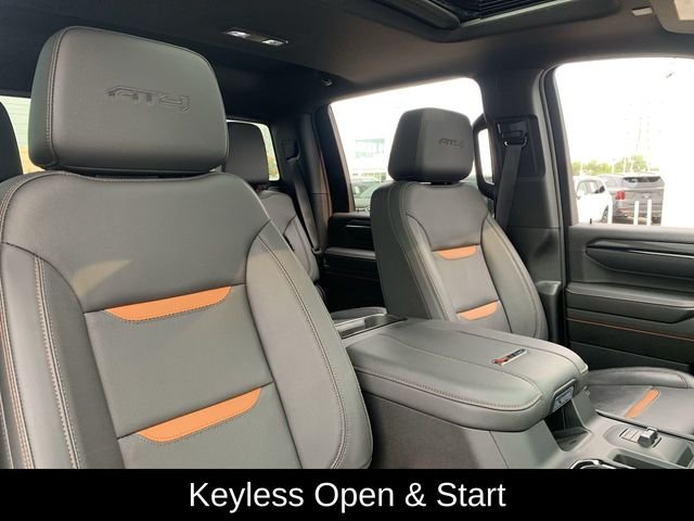 Used 2024  GMC AT4 image 34