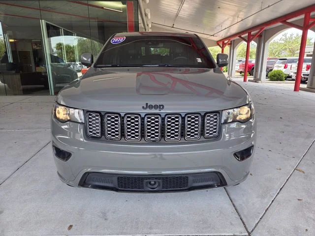 Certified Used 2020 Gray Jeep Altitude image 17