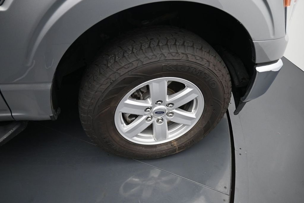 Used 2022 Silver Ford XLT image 11