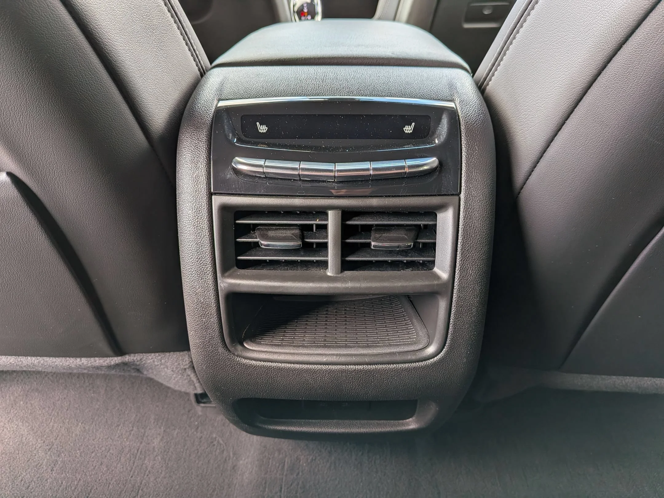 Used 2022 Wilder Metallic Cadillac AWD Premium Luxury image 20