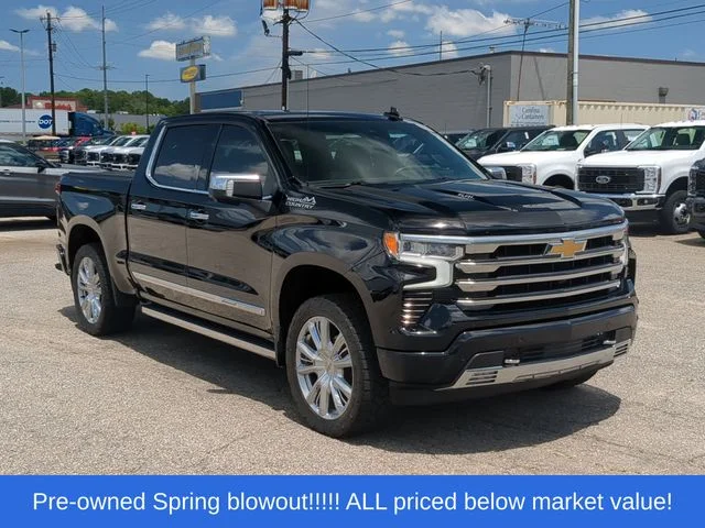 Used 2024 Black Chevrolet High Country image 15