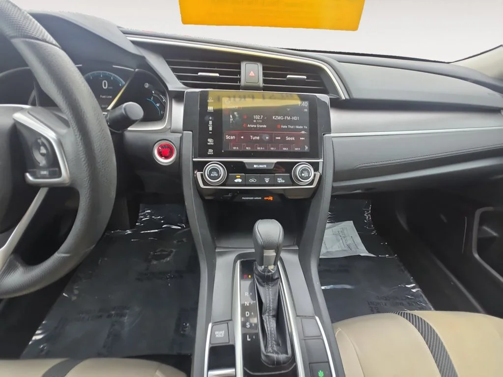 Used 2017 White Honda EX image 13