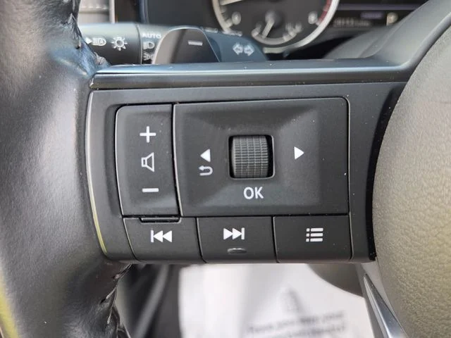 Used 2025 Black Nissan SV image 24