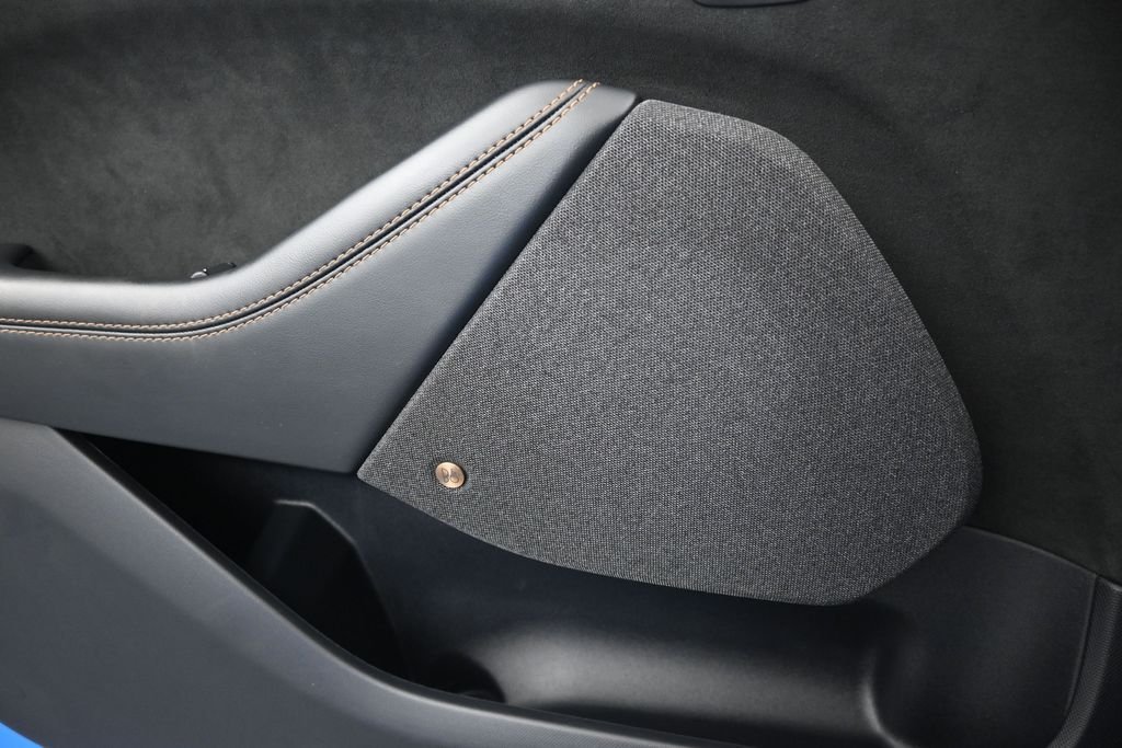 Used 2023 Blue Ford GT image 19