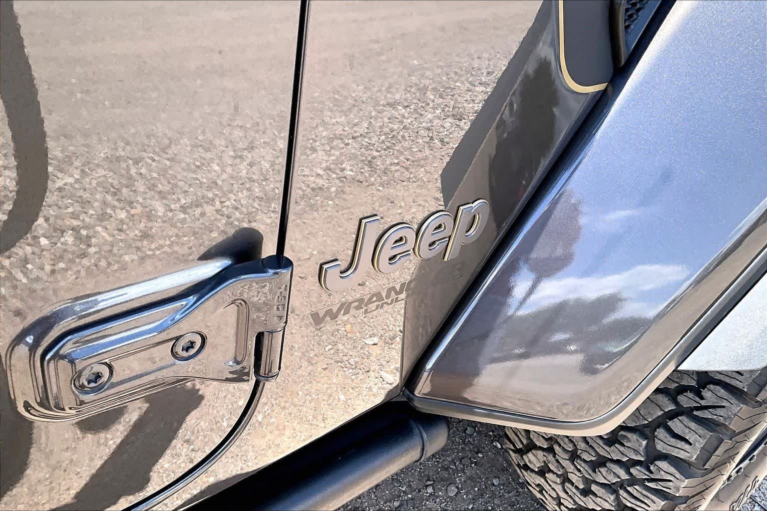 Used 2022 Granite Crystal Metallic Clearcoat Jeep Unlimited Rubicon 392 image 28