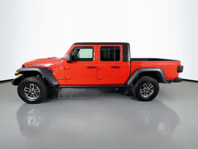 Used 2024 Red Jeep Mojave image 4