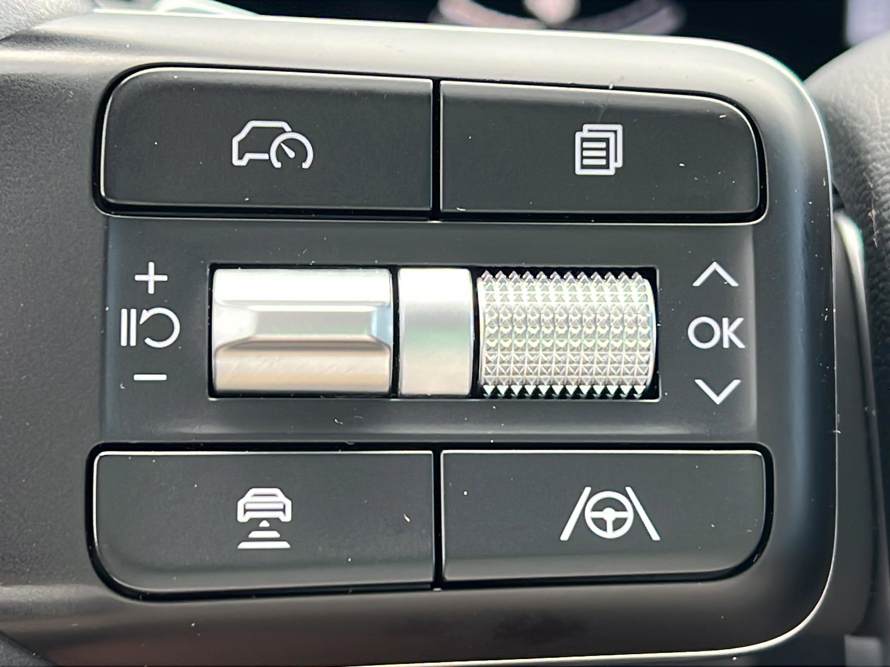 2025 Hyundai Santa Fe SEL - Photo 18