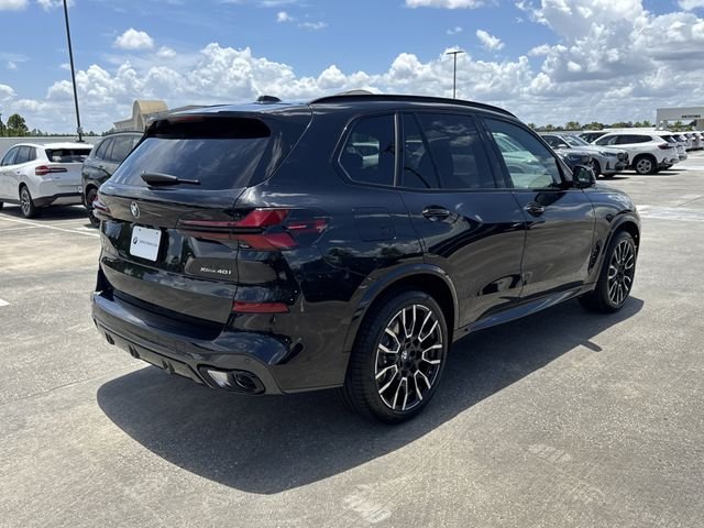 New 2026 Black Sapphire Metallic BMW xDrive40i image 7
