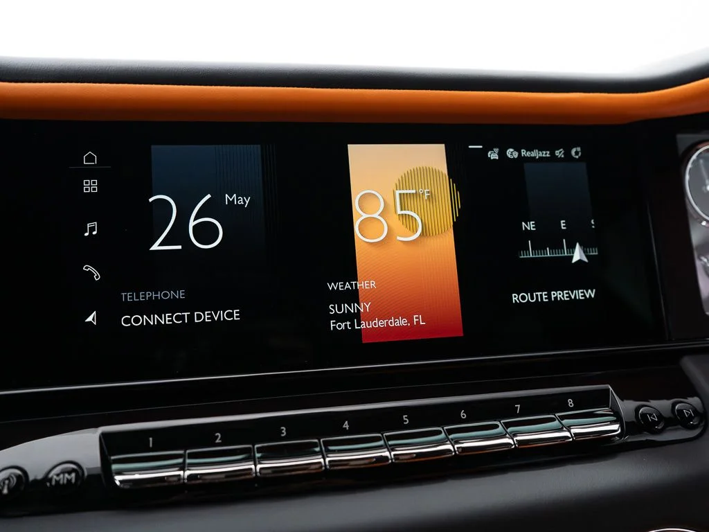 New 2026 English White Rolls-Royce  image 43