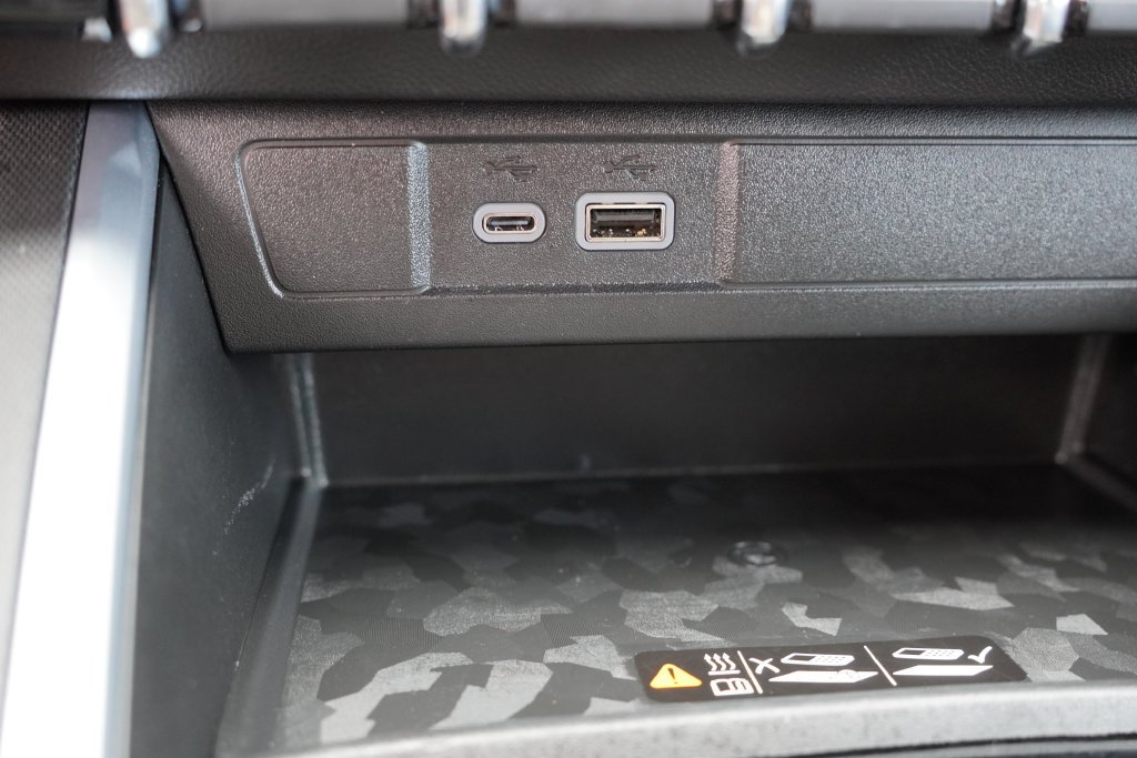 2024 Chevrolet Colorado LT - Photo 29