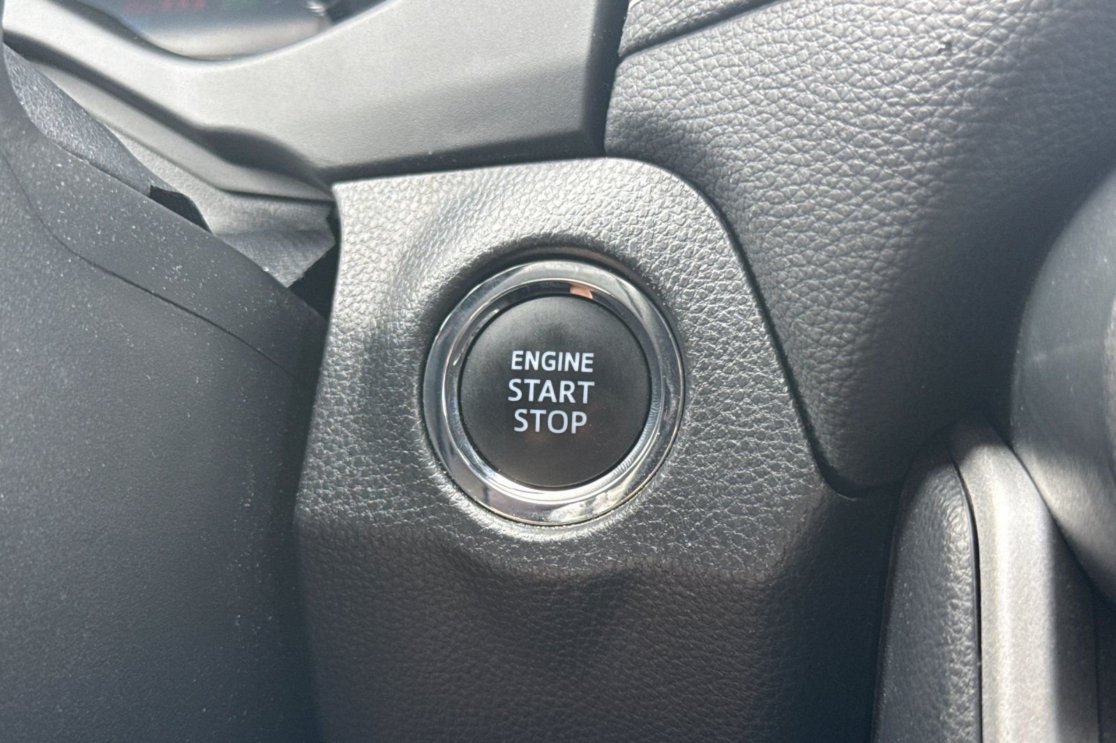 Used 2024 White Toyota XLE image 21