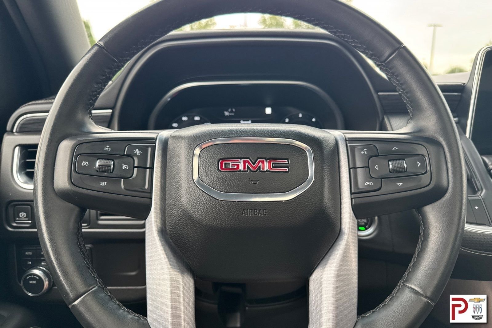 Used 2023 Black GMC SLT image 29
