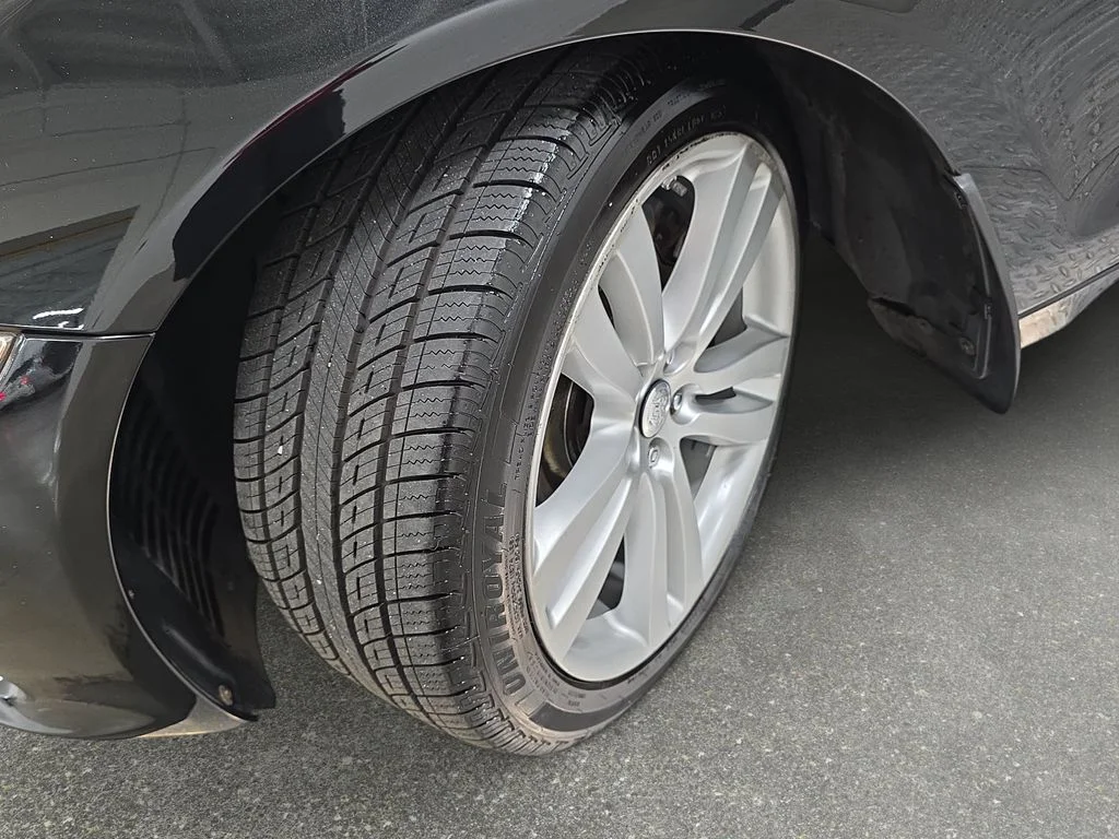 Used 2014 Ebony Jaguar XJL Portfolio image 30
