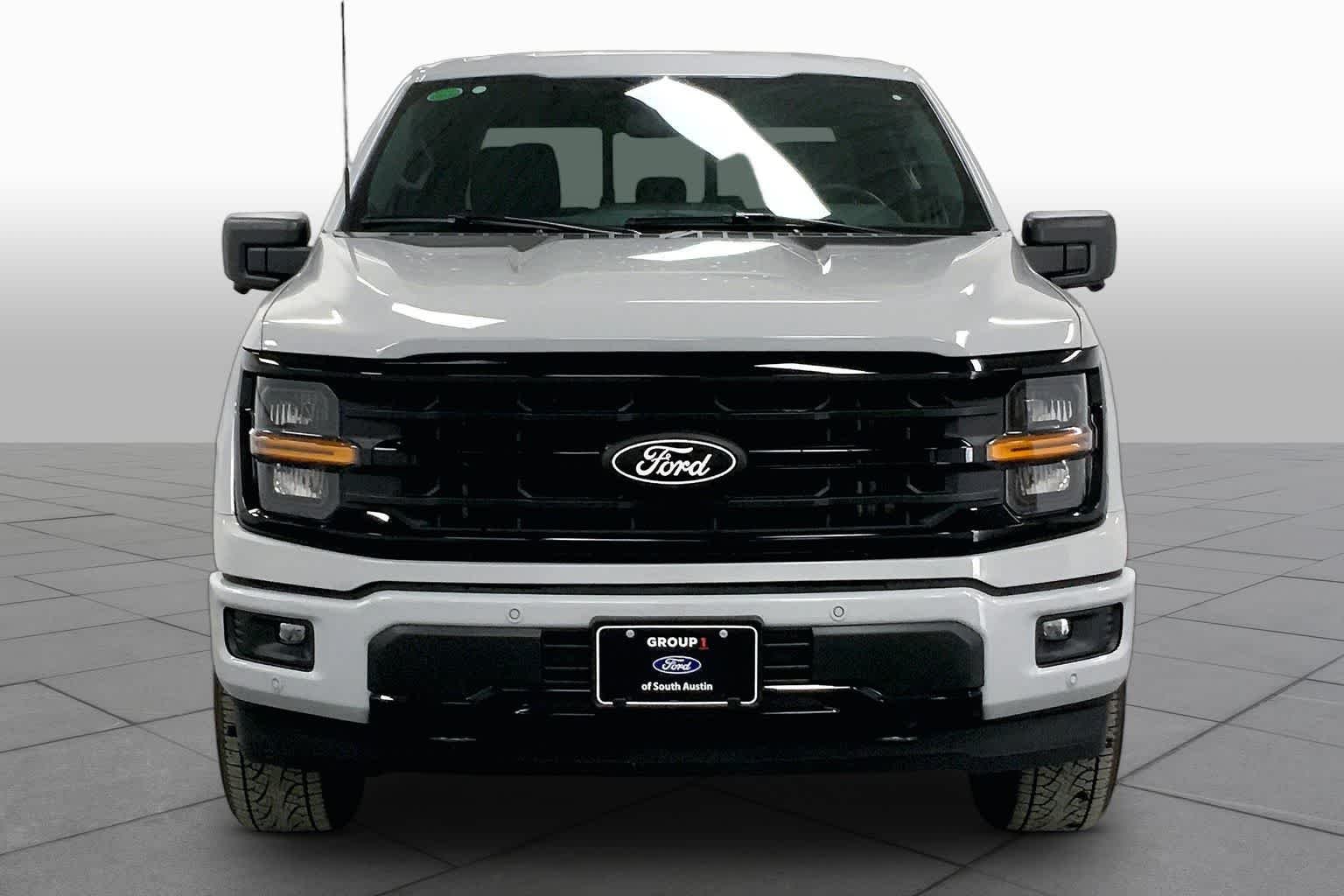 New 2026 Avalanche Ford XLT image 3