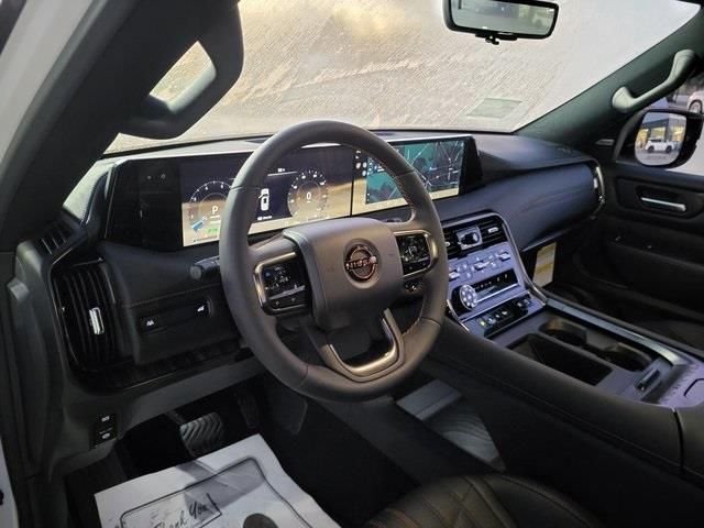 2025 Nissan Armada PRO-4X - Photo 11