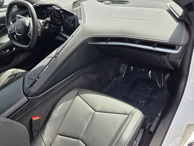 Used 2023 White Chevrolet Stingray image 13