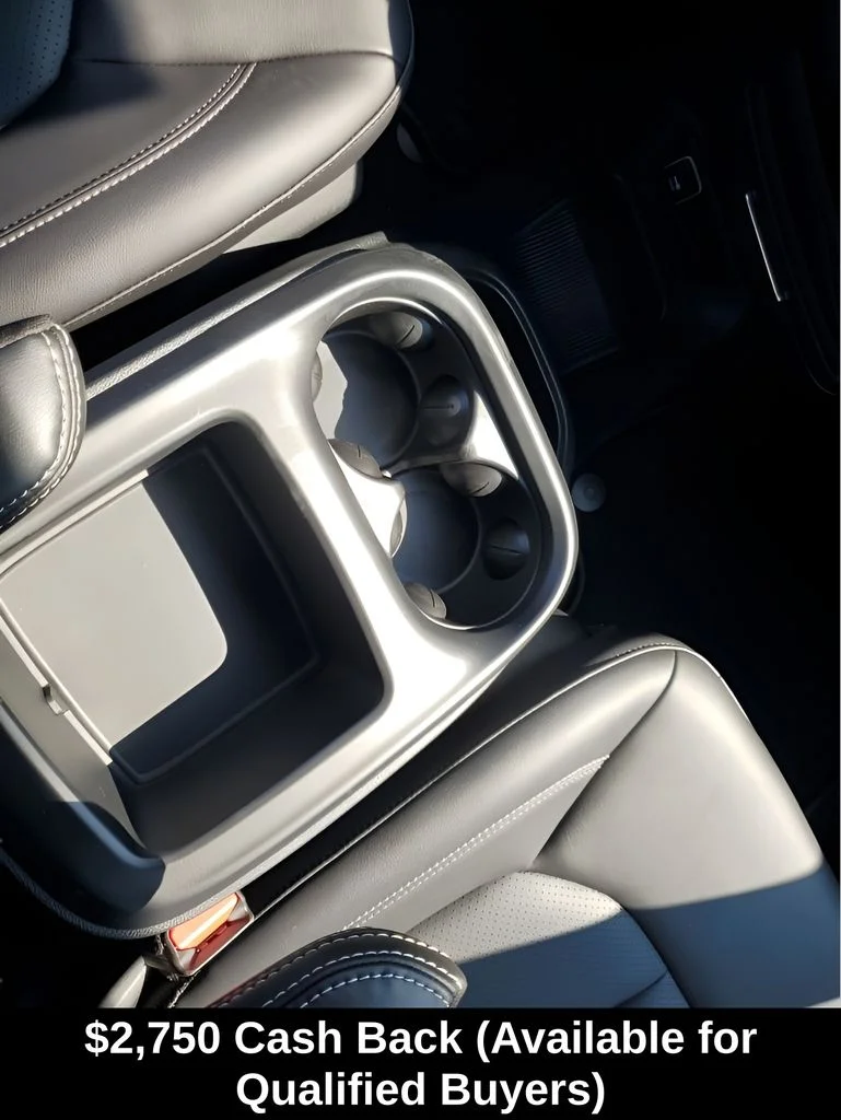 2026 Chrysler Voyager LX - Photo 41