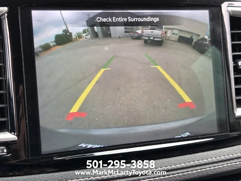 Used 2023 White Chrysler Touring L image 19