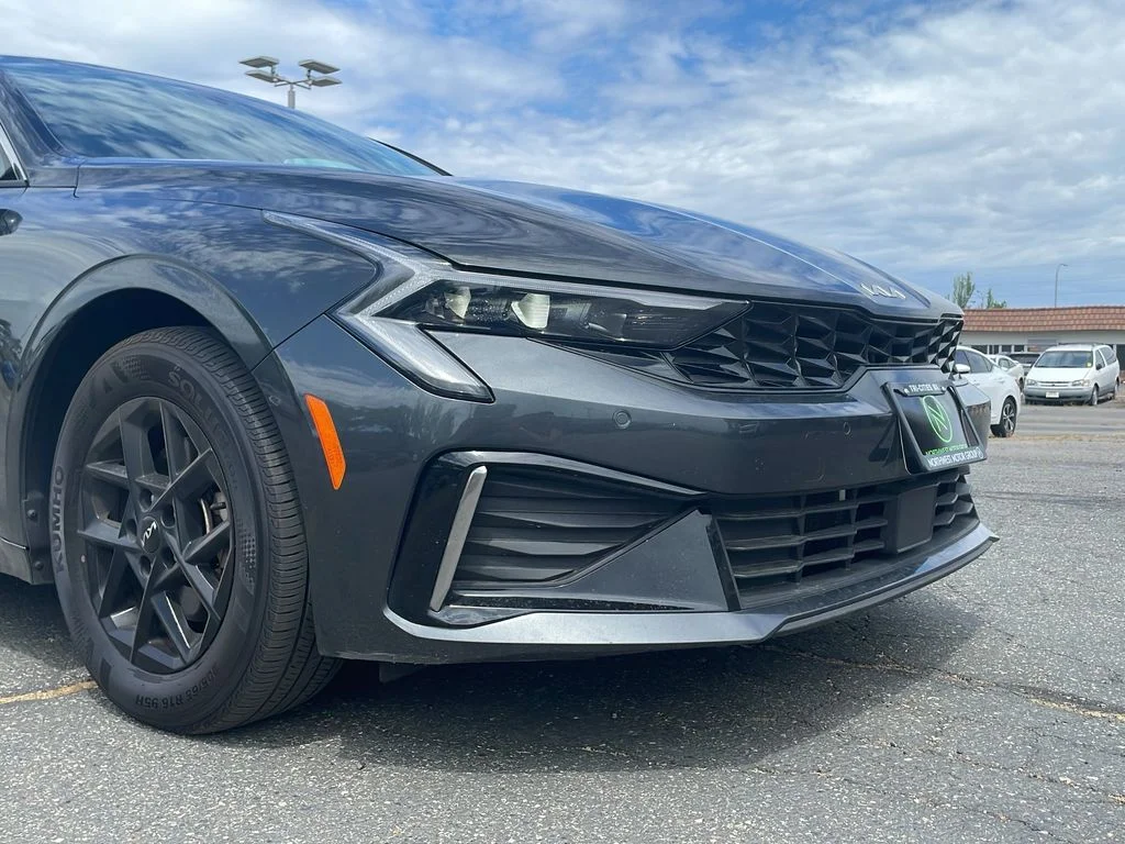 2025 Kia K5 LXS - Photo 24