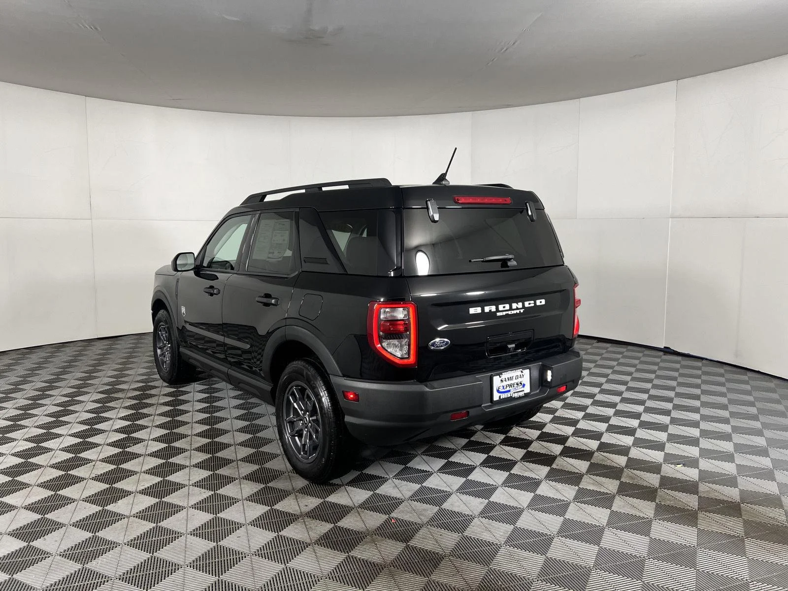 Used 2024 Shadow Black Ford Big Bend image 7