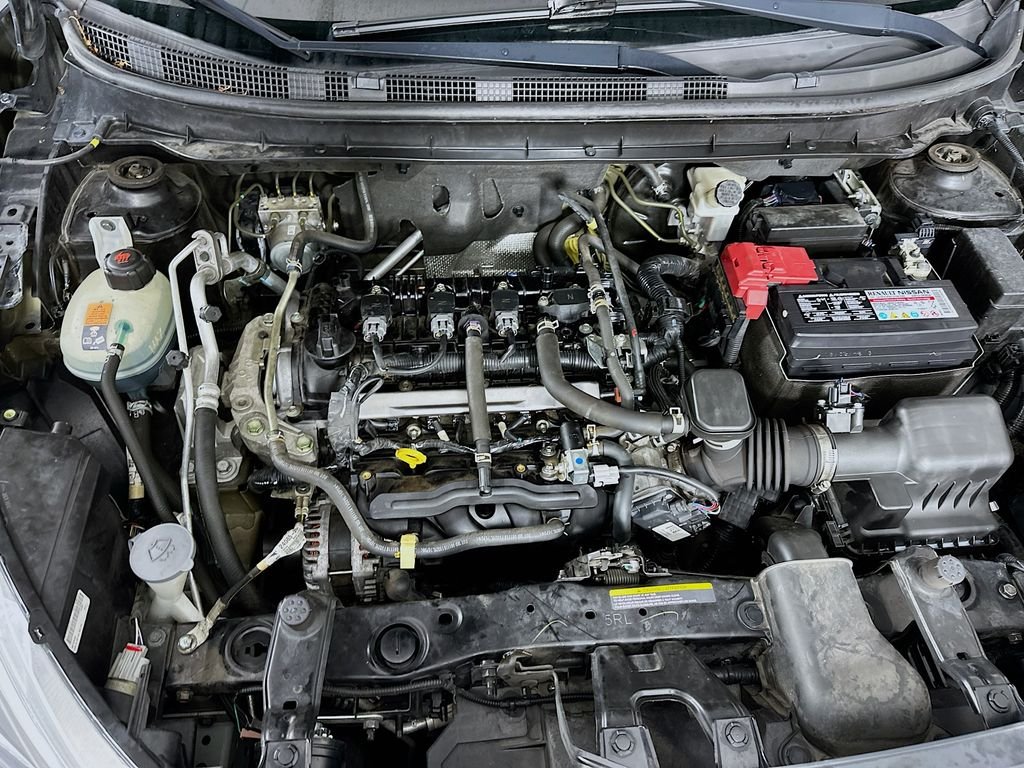 Used 2019 Super Black Nissan S image 28