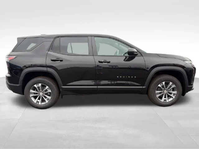 New 2027 Mosaic Black Metallic Chevrolet LT image 8