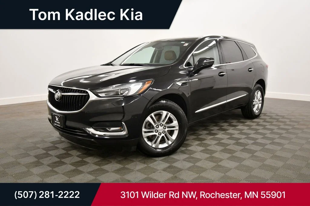 2018 Buick Enclave Essence AWD's photo