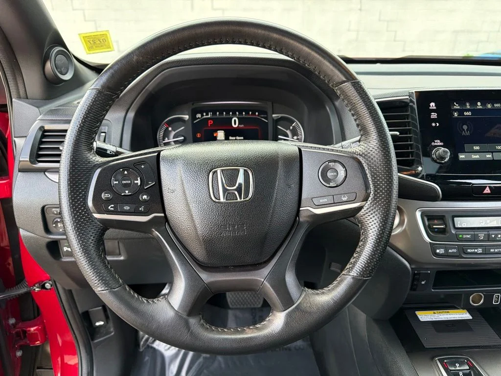 Used 2023 Red Honda EX-L image 21