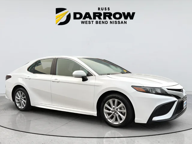 Used 2024  Toyota  image 7