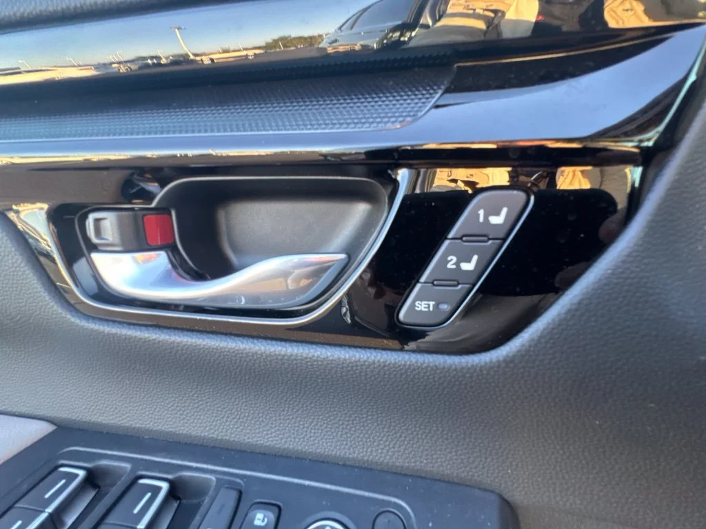 Used 2025 Gray Honda EX-L image 30