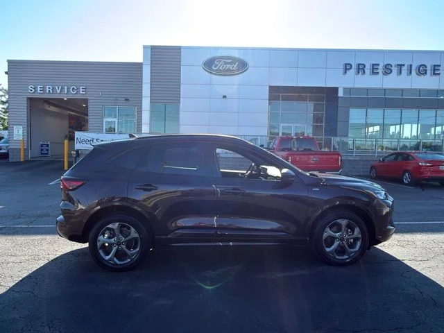 Certified Used 2023 Cinnabar Red Ford ST-Line image 8