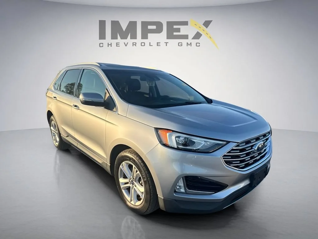 Used 2020  Ford SEL image 7